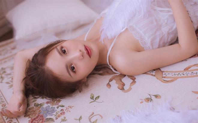 一谈恋爱就容易在感情里沉沦的星座