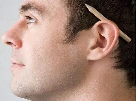 2025年已经不爱老婆的星座男，蛇年发生情变的星座男